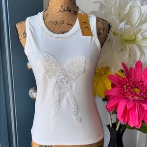 Elegant White Tank Top with Bow Detail